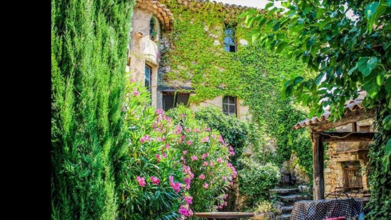 Domaine Le Petit Hameau Cotignac Exterior foto